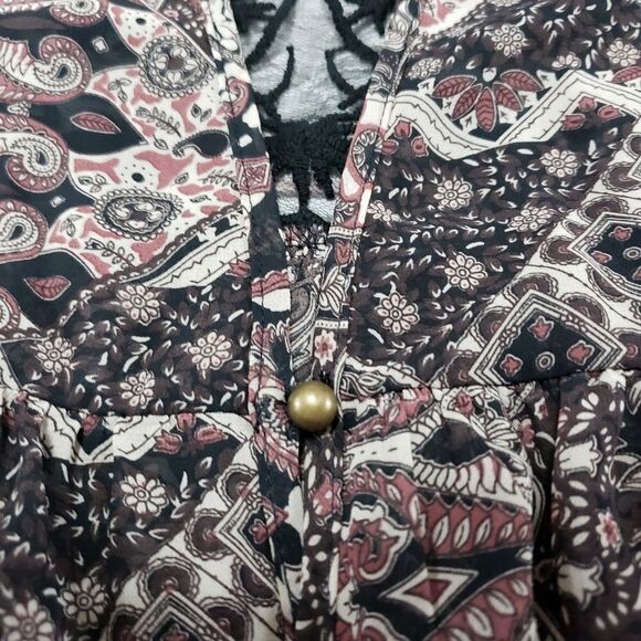 Soprano Top Size Small Sheer Wrap Embroidered Used - Picture 6 of 9